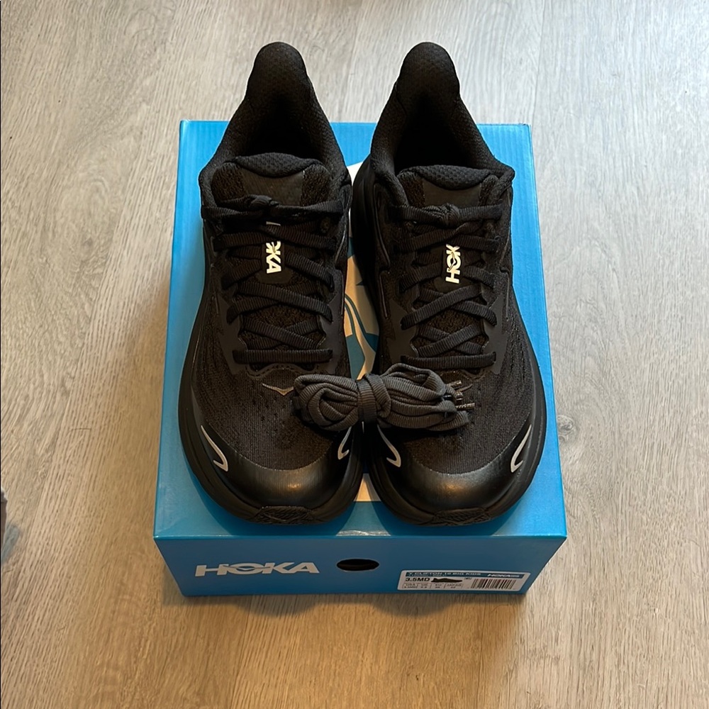 HOKA Y CLIFTON 10 3.5Y/5W